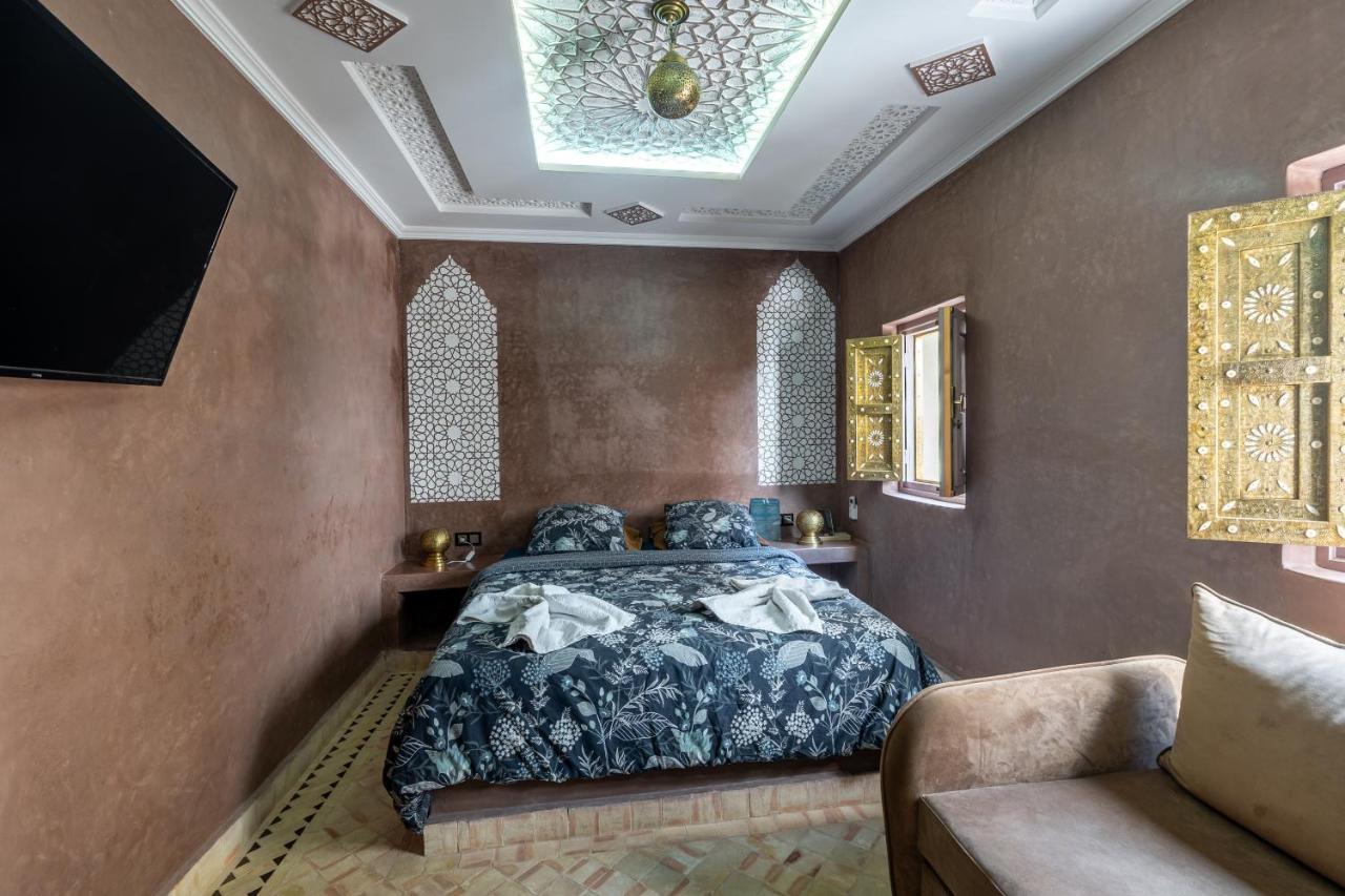 Deluxe Double Room with Shower