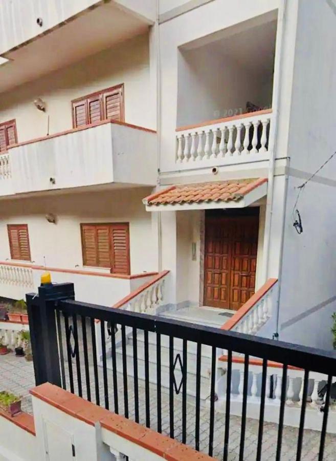 Casa tra gli ulivi a Motta San Giovanni vacanza in Reggio Calabria - B&B Motta San Giovanni