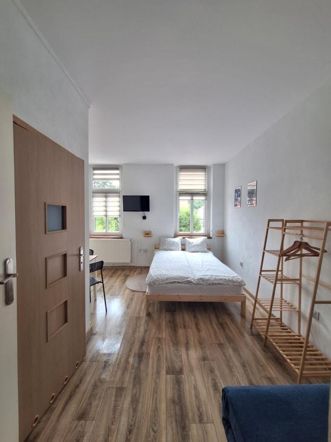Dreibettzimmer mit eigenem Bad