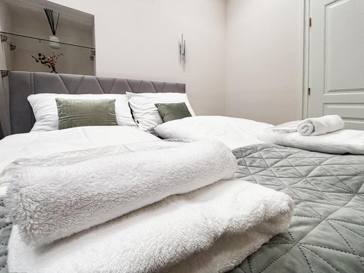 1 BDR - Apartment Grandeur, in Vienna's City Center - B&B Vienna