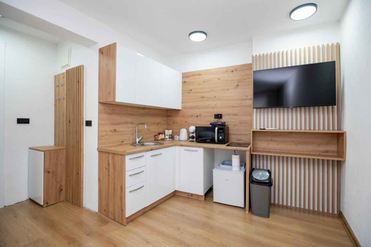 Lelas Studio Apartments - B&B Sarajevo