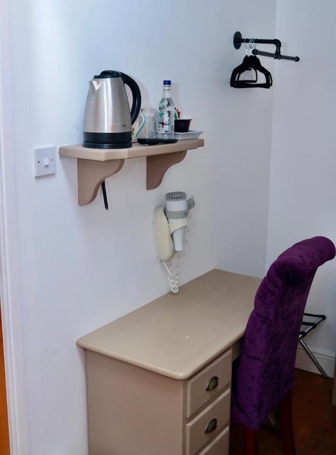 Standard Single Room with Shower