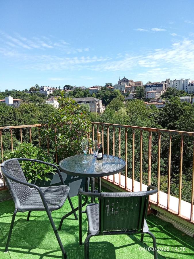 T2 - Terrasse avec vue imprenable - Secteur gare - B&B Poitiers