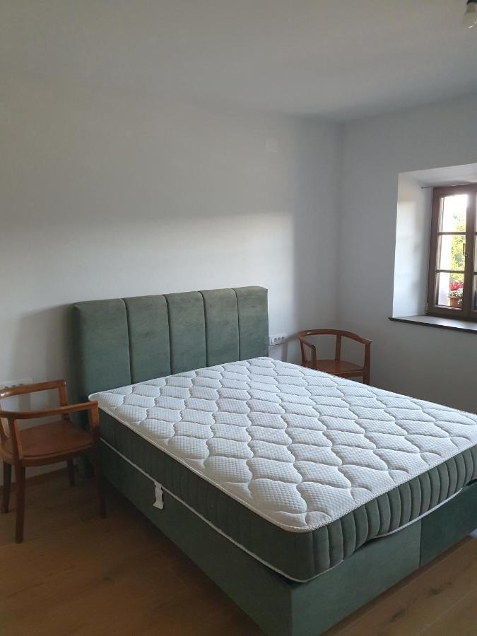 Doppelzimmer mit Gemeinschaftsbad