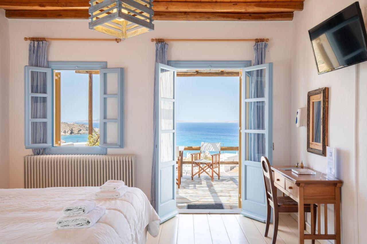 Deluxe Room with Sea View
