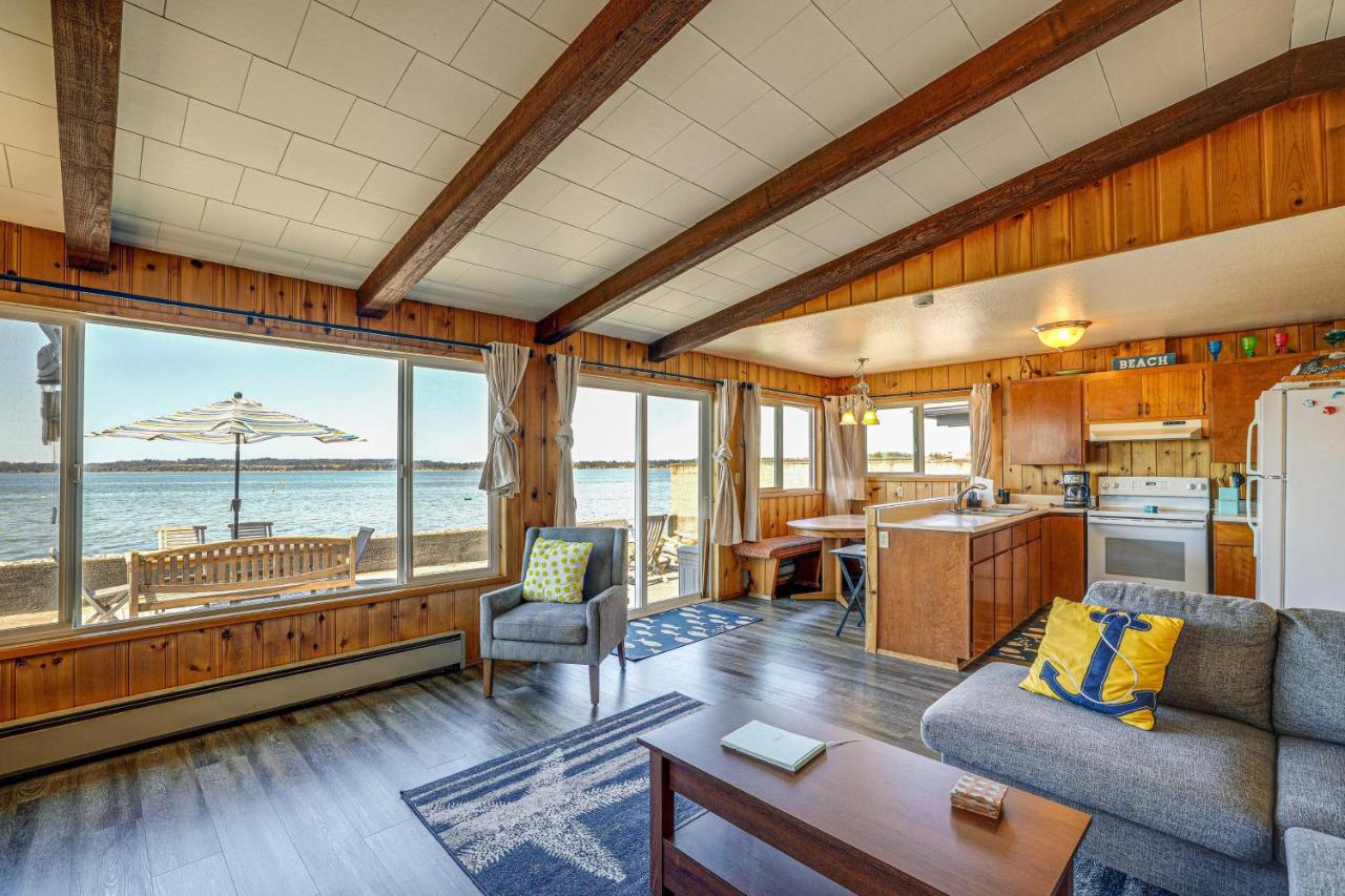Oceanfront Beauty - B&B