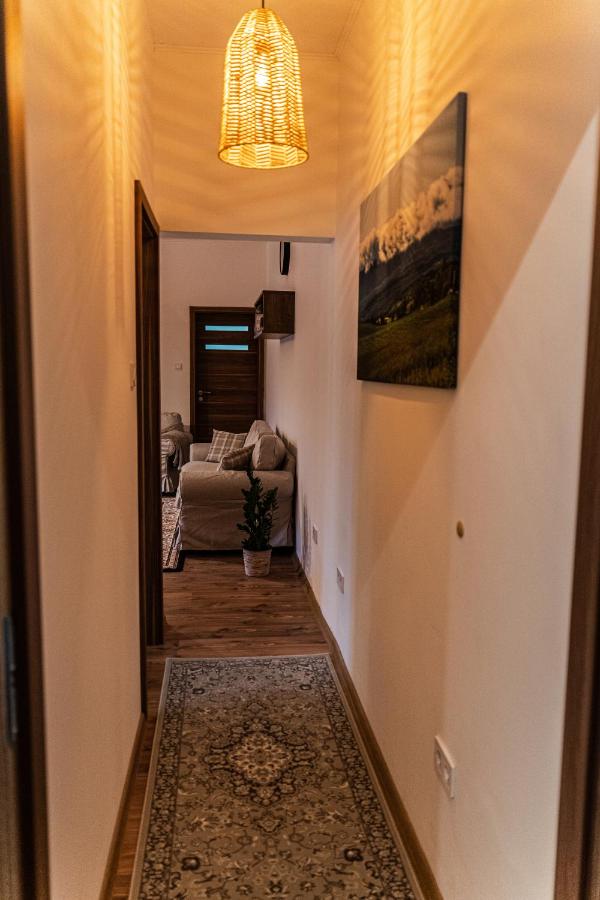 Appartamento con 2 Camere da Letto