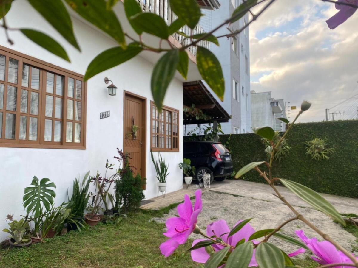 Refúgio Verde Próximos à Expoville - B&B Joinville