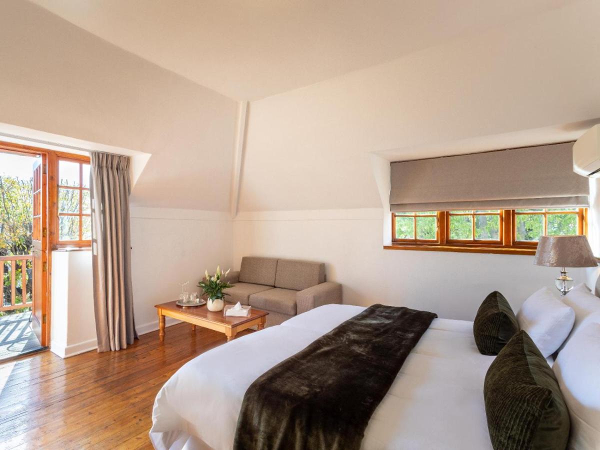 King Room with Balcony