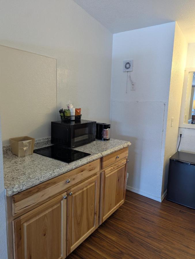 Western Inn Motel & RV Park - B&B