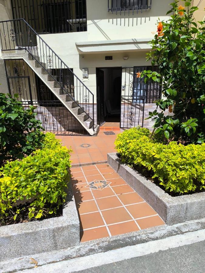Casa en Laureles-Estadio-La 70-Eventos la Macarena - B&B