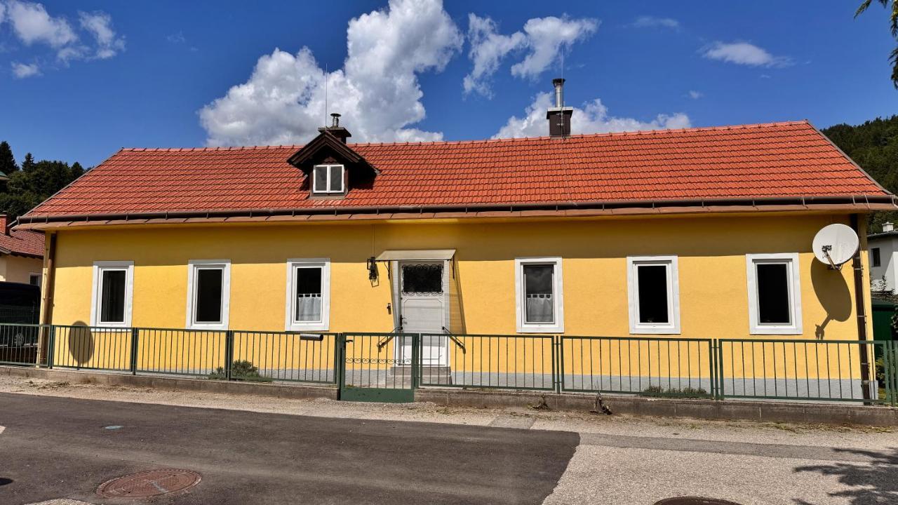 Das Markt 28 - Urlaub wie zu Hause - Ferienwohnung Kirchberg am Wechsel