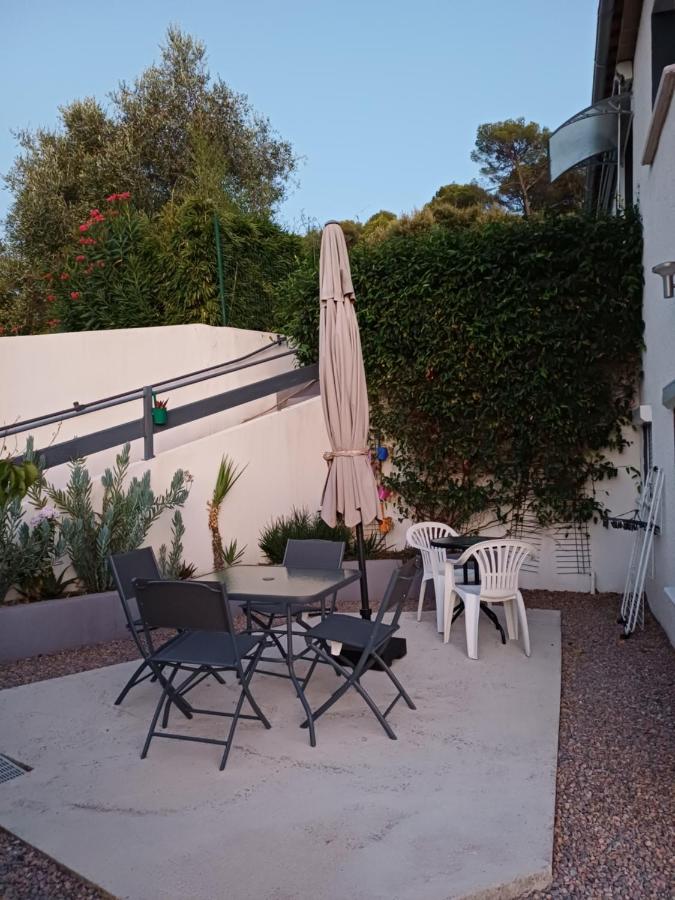 T2 cosy Pierrefeu du var - B&B