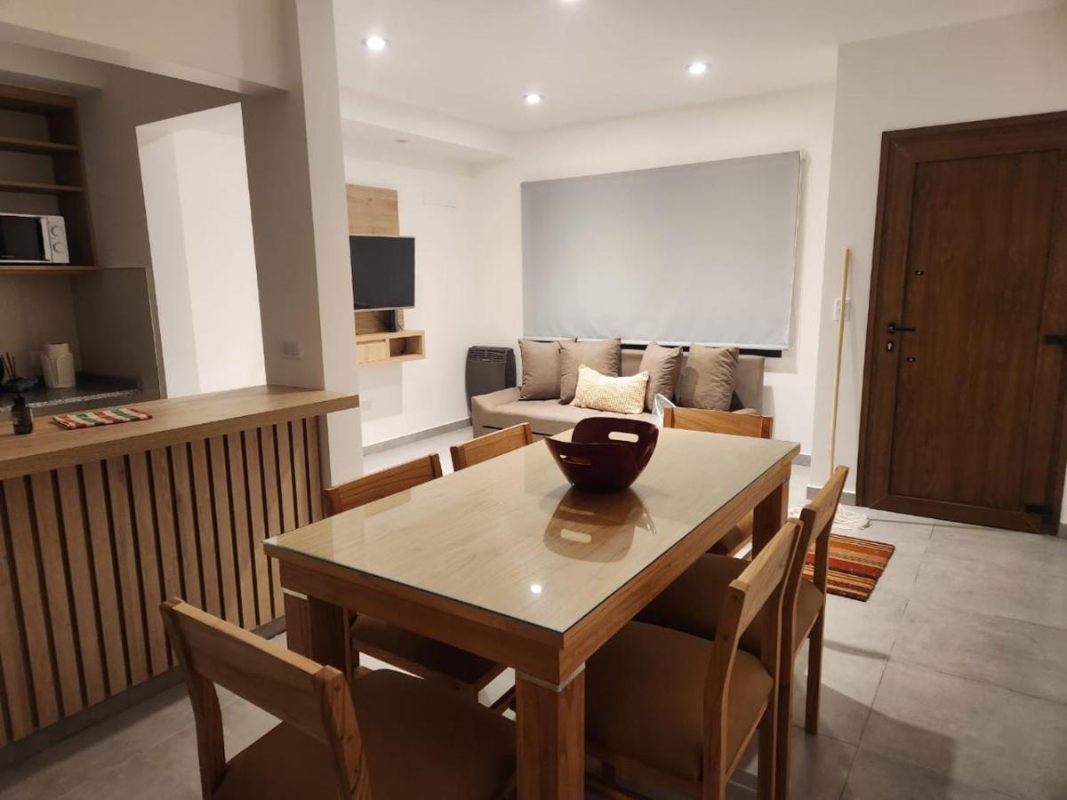 Departamento macrocentro, espacioso Río Cuarto - B&B Río Cuarto