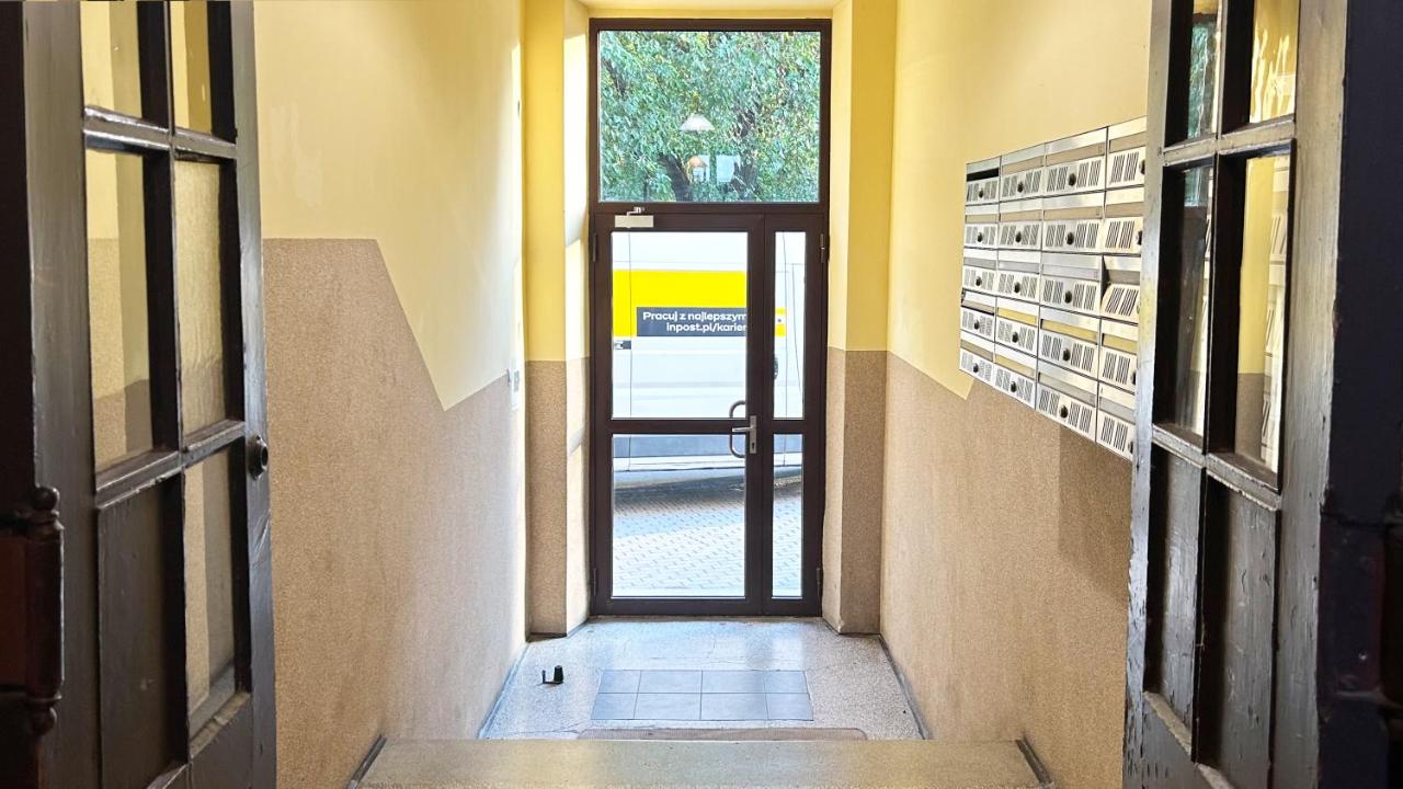 Sunny Apartment near Krakus Mound - Chambres d’hôtes Cracovie