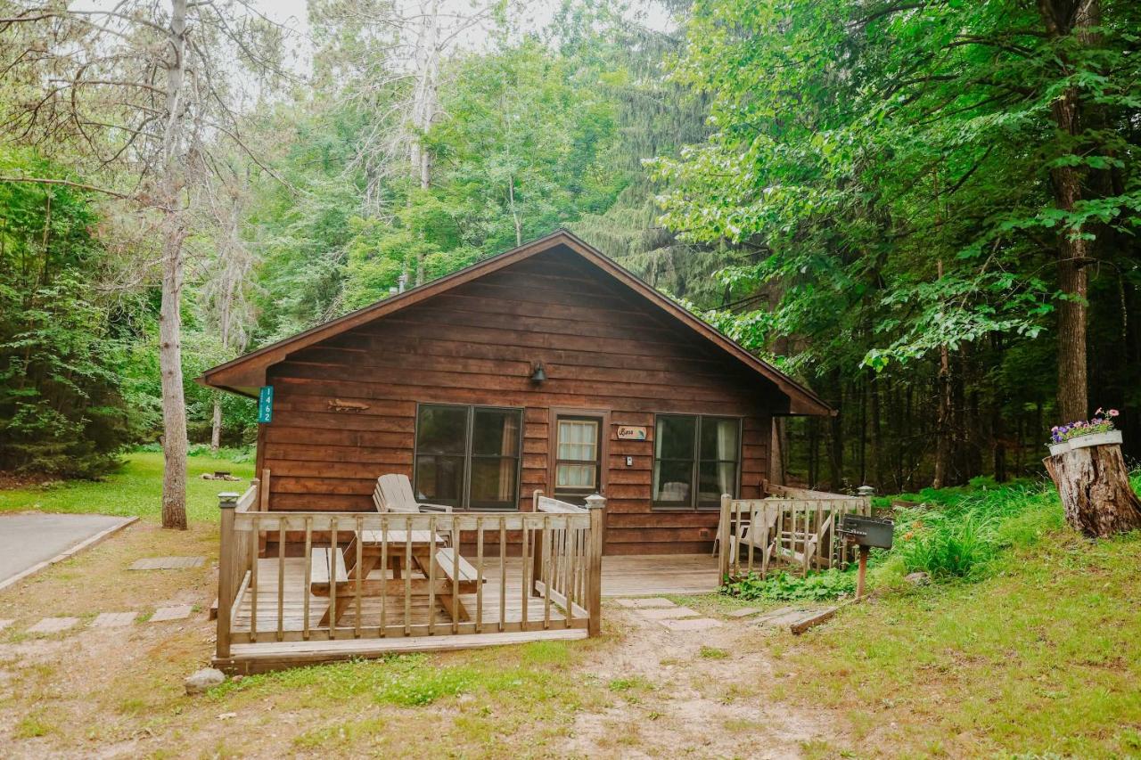 Old Stoney's Bass - Big Arbor Vitae Lake - B&B Arbor Vitae