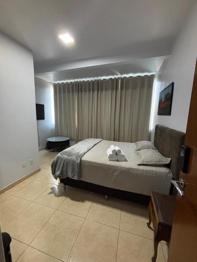 Suíte 103 confortável e espaçosa - B&B