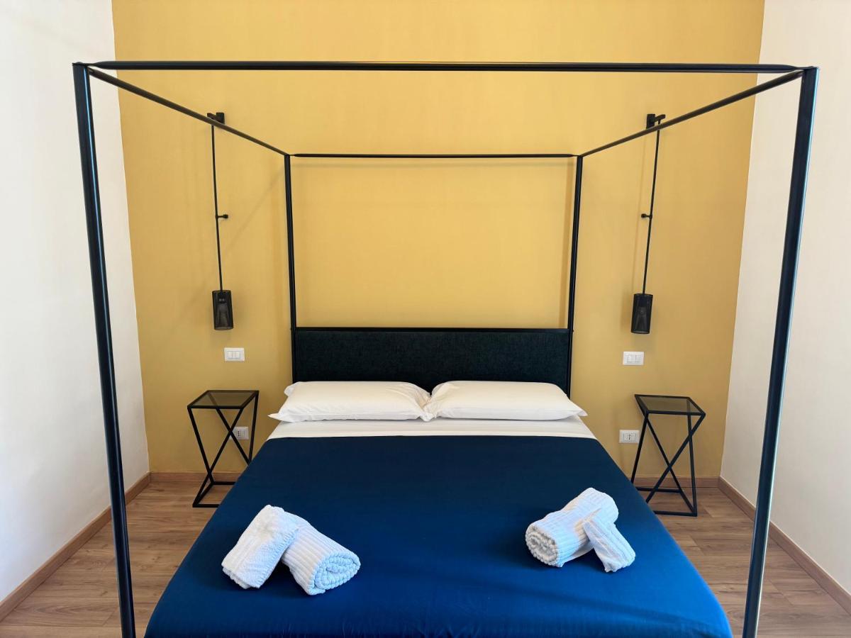 Double Room with Balcony and Sea View