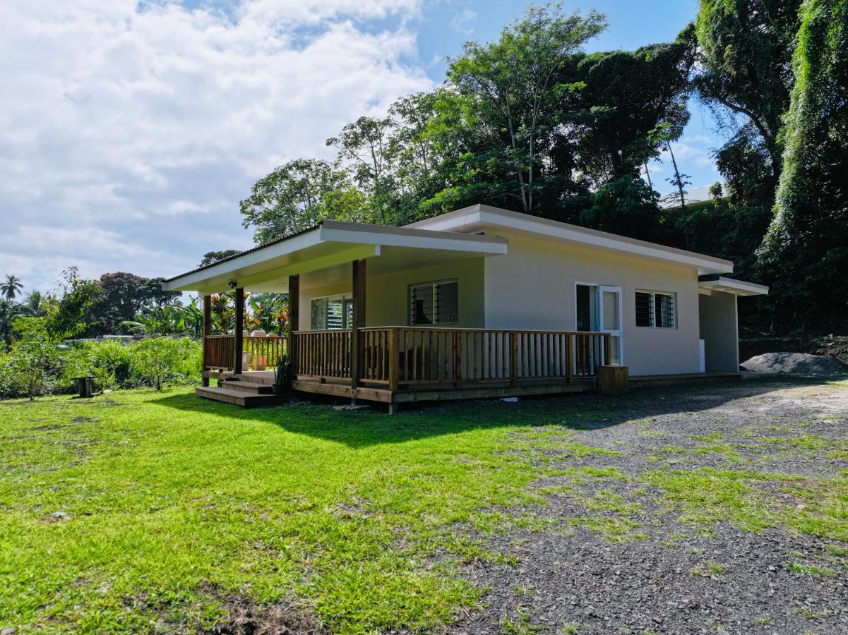Are Tautu Villa - Bed and Breakfast Avarua