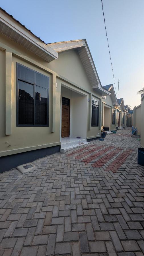 Mielz Apartment - B&B Dar es Salaam