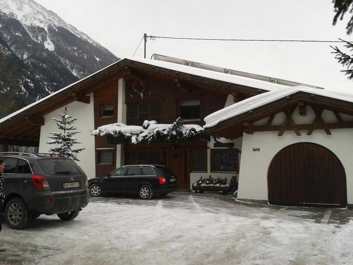 Haus Raimund - B&B