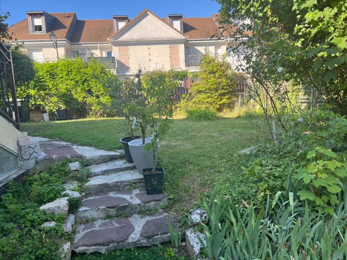 Appart Jardin Lac Casino Enghien Les Bains 15 min Paris - B&B
