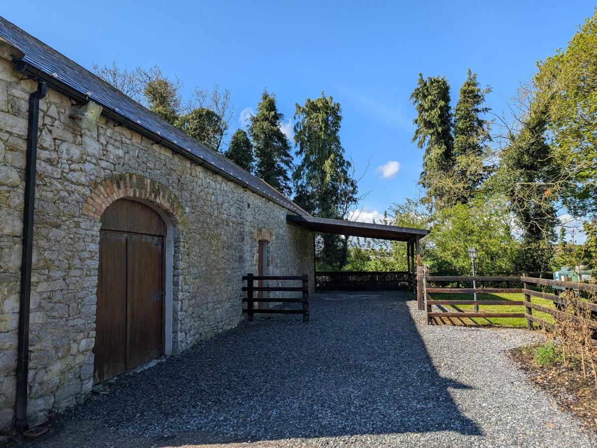Woodville Lodge - B&B