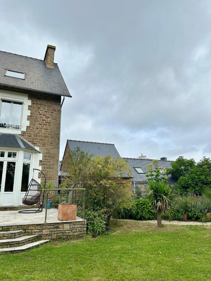 Maison de charme 4 chambres, vue Rance et jardin - B&B Saint-Malo