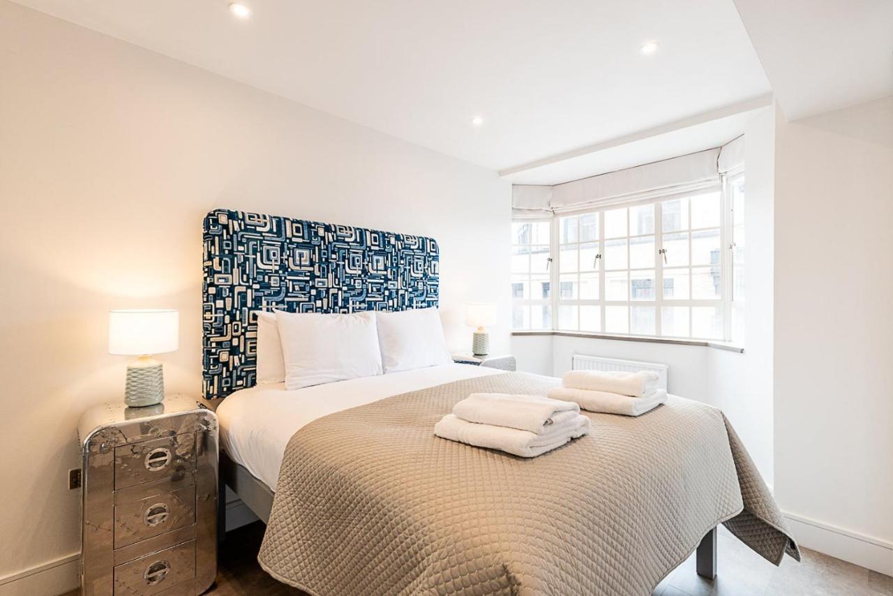 Stylish Chelsea Flat Near Sloane Square - B&B Moffat
