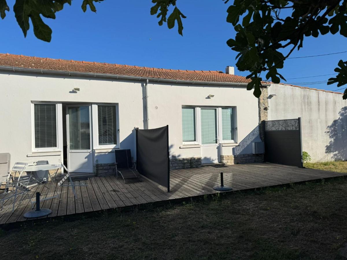 LES TRÉMIÈRES N°1 - A 5MN DES PLAGES A VELO - B&B