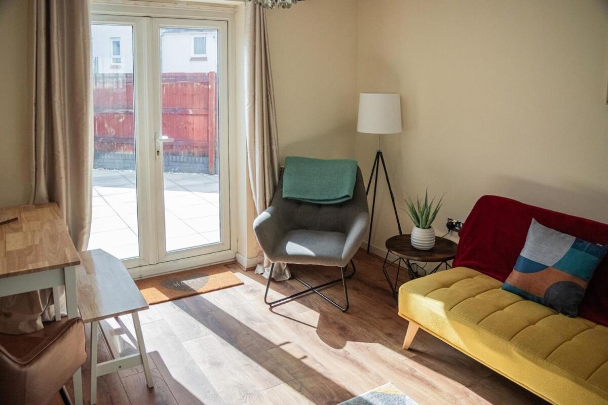 Charming Stay in Swansea - Near Local Attractions - B&B