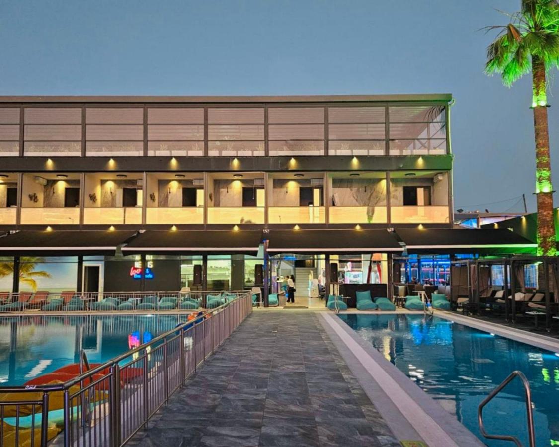 Sea View Serenity Βeachfront & Pool 102 - B&B Salamina