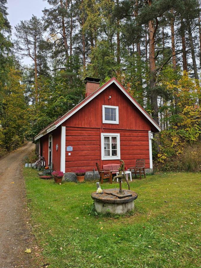 Country romantic sauna cottage - Chambres d’hôtes Maakeski