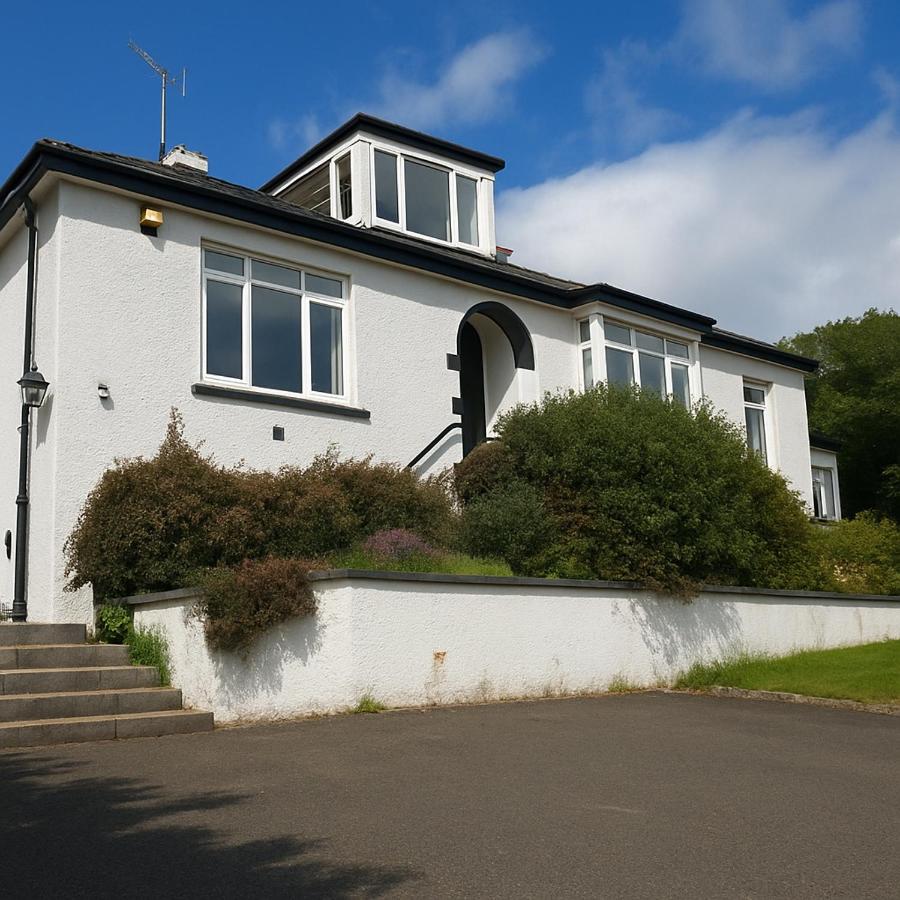 Luxury 4-Bedroom 2 Bathroom Private Vila - Ferienwohnung Loanhead