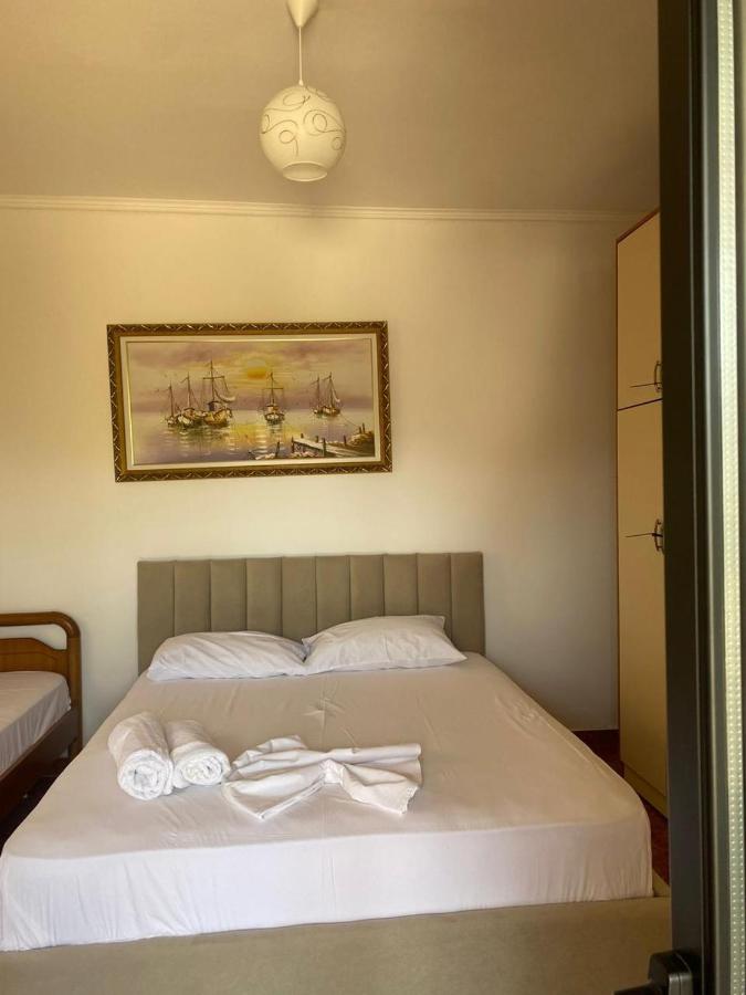 Dreibettzimmer
