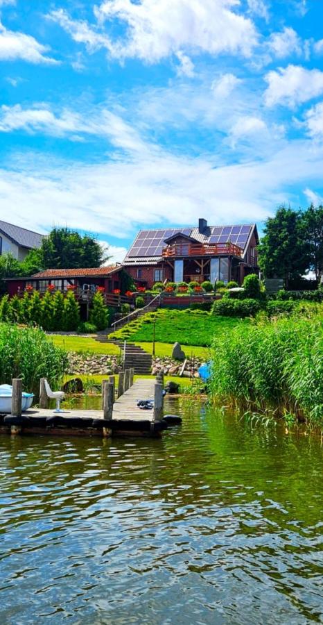Perła Jezioraka Siemiany - Całoroczny 100m Apartament z linią brzegową, banią z jacuzzi i pomostem - Ferienwohnung Siemiany