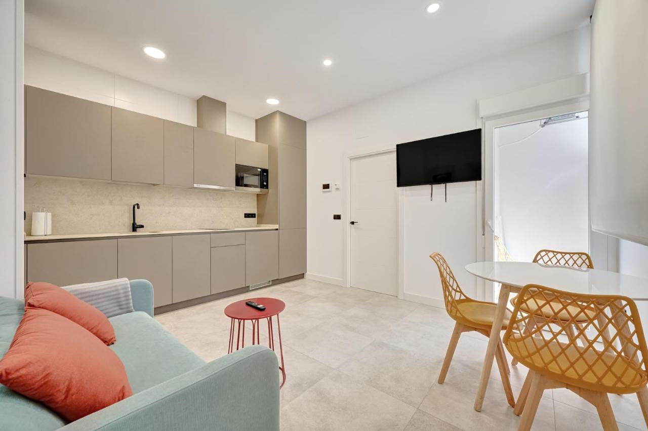Apartamentos MYE by Clabao - Ferienwohnung Pamplona