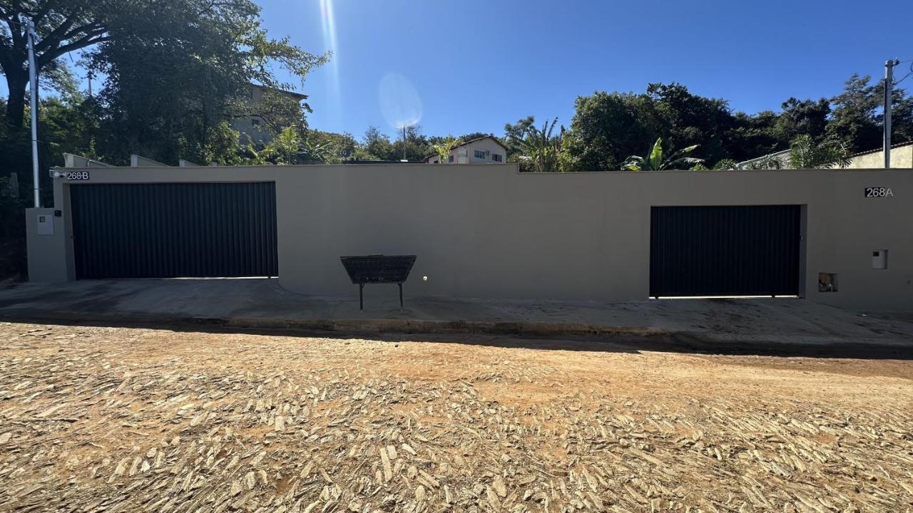 Sítio em confins, com Piscina e hidro aquecida - B&B