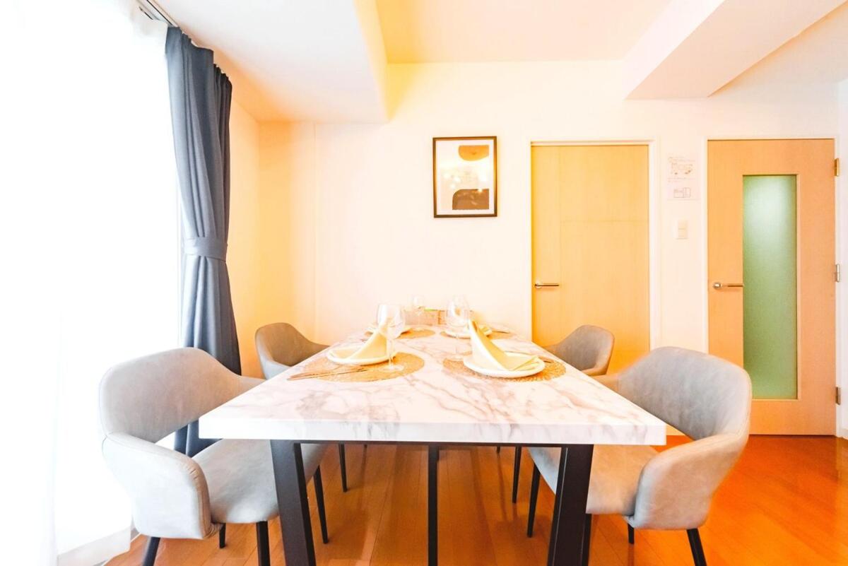 right next to Sapporo and Susukino!Maximum 6 people,4 minutes from the station, quiet area A177 - Bed and Breakfast Sapporo