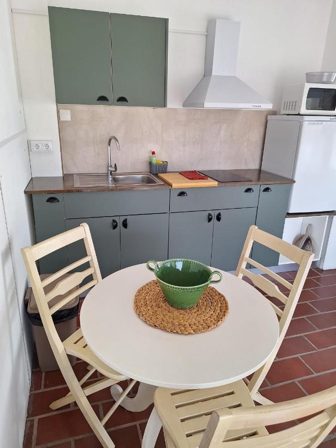 One-Bedroom Deluxe Apartment