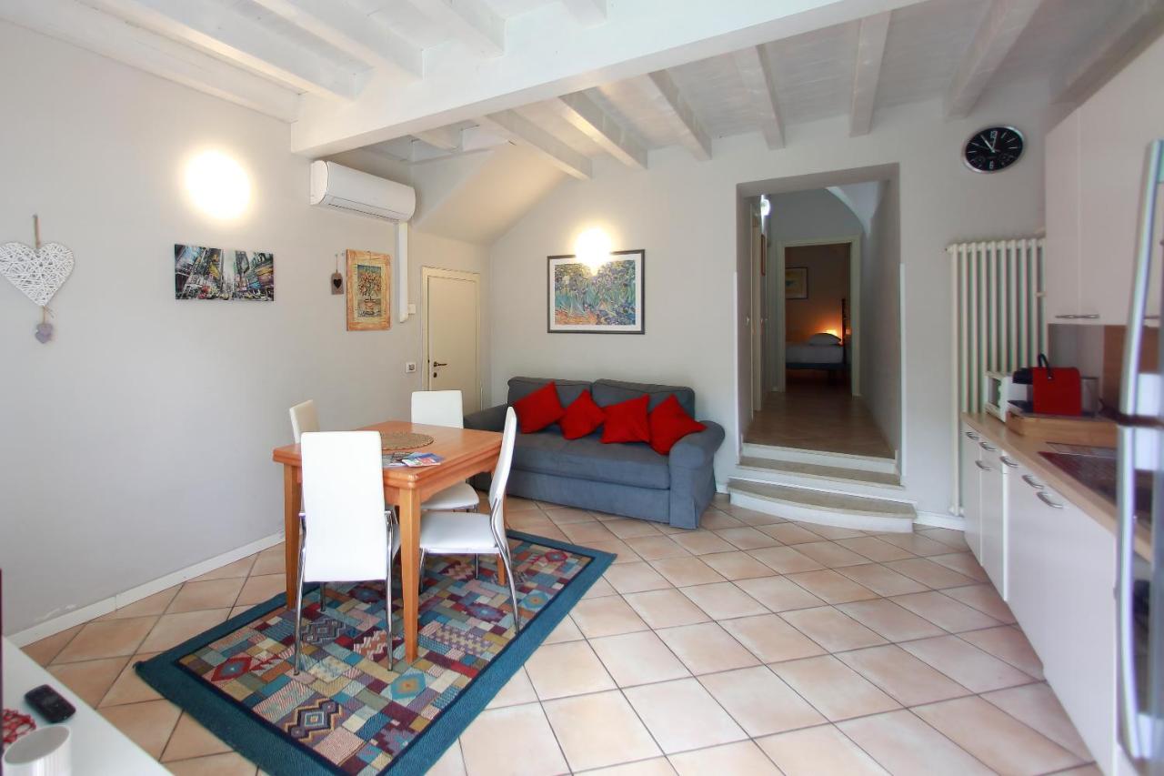 Apt 5 Borgo Lago di Garda - Chambres d’hôtes Lonato