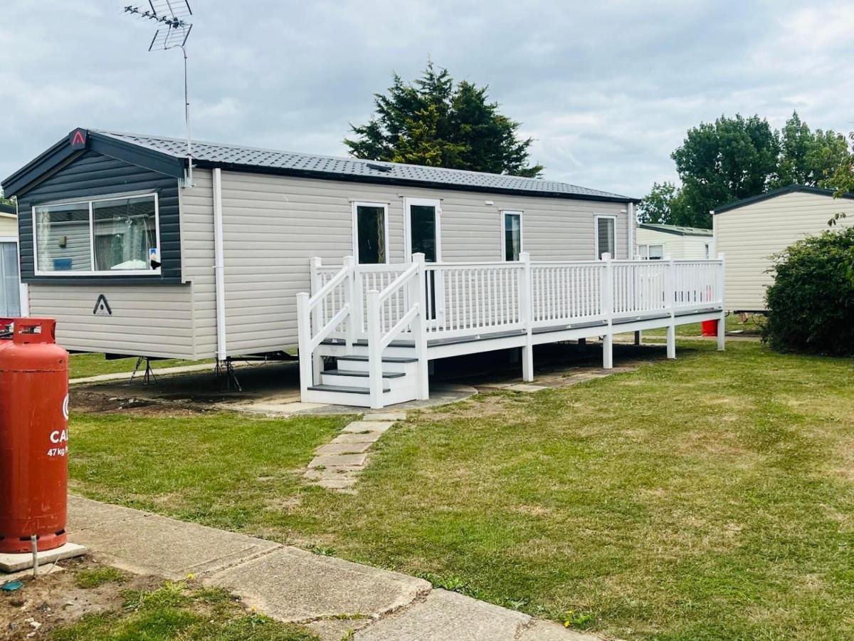 Serenity Holiday Home - B&B