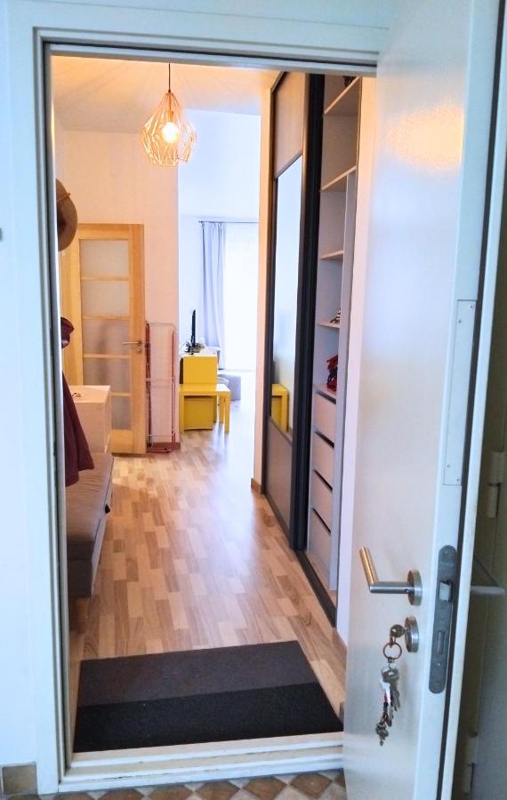 Liepu Terrace Studio Apartment near Beach - B&B Saulkrasti