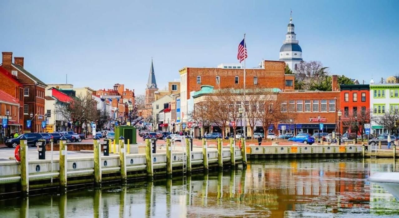 Weems Creek Cottage, Annapolis Waterfront - B&B Annapolis