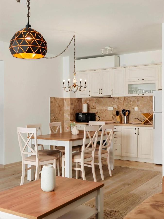 Adriatic Escape -Modern Sea View Apartment,Special Summer Deal - Chambres d’hôtes Pržno