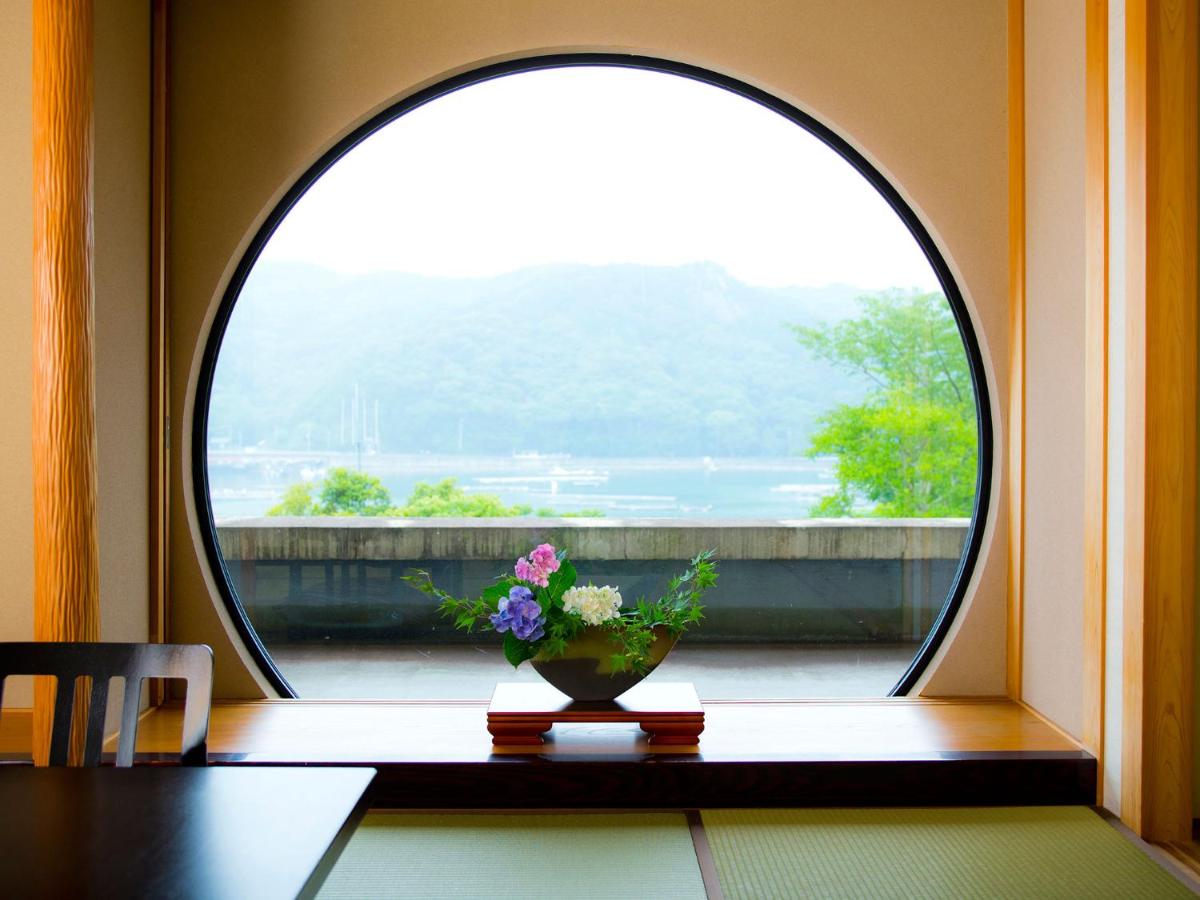 Japanese-Style Room