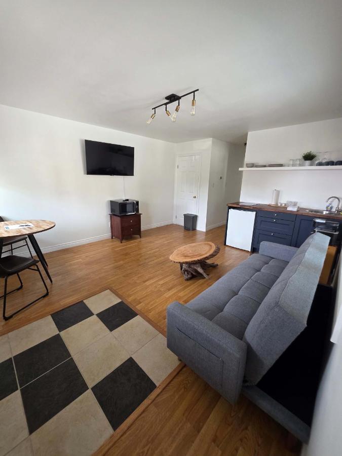 Hunts Point Beachside Suite #13 - Ferienwohnung Summerville Centre