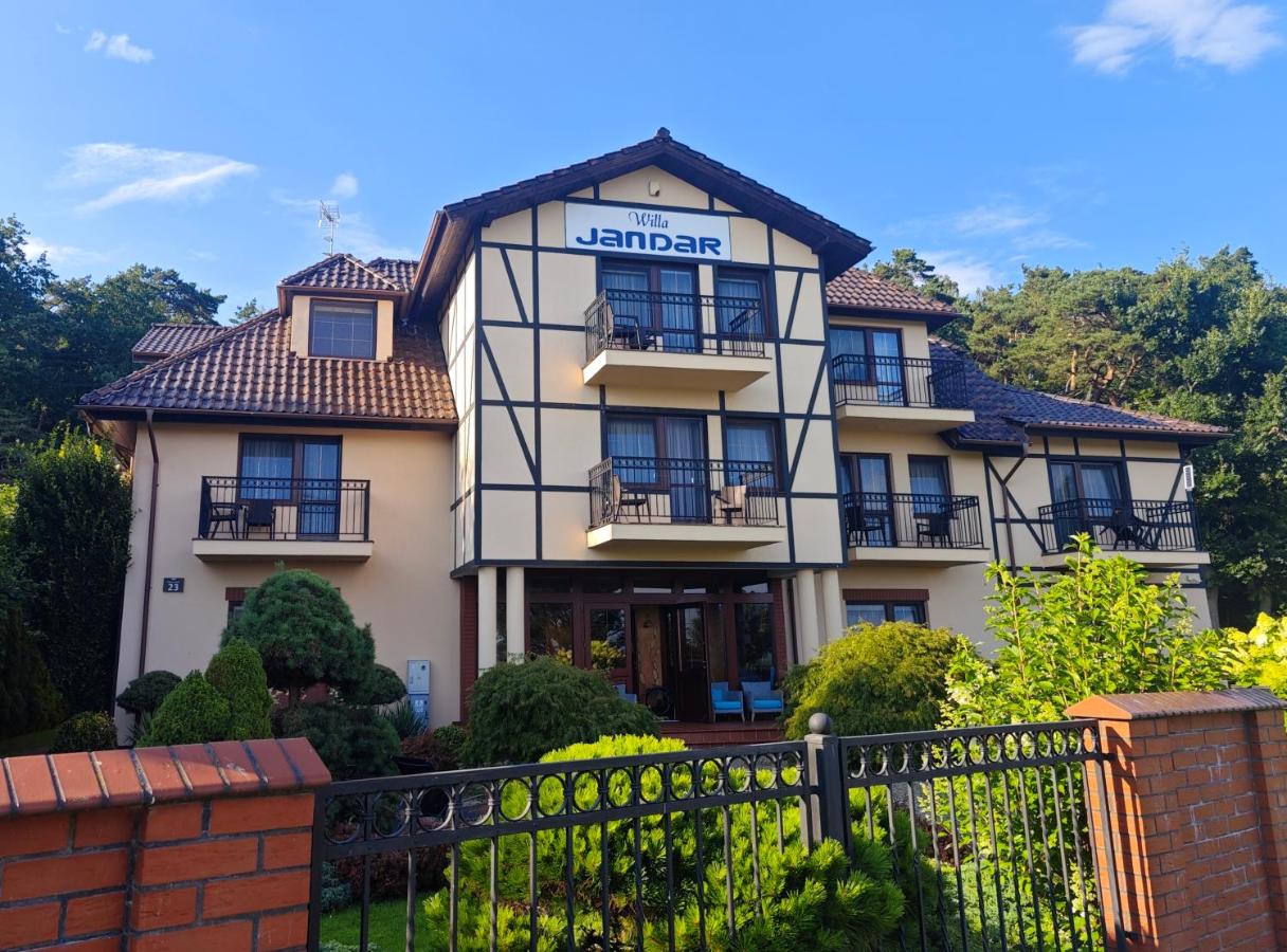 Willa Jandar w Skowronkach - B&B