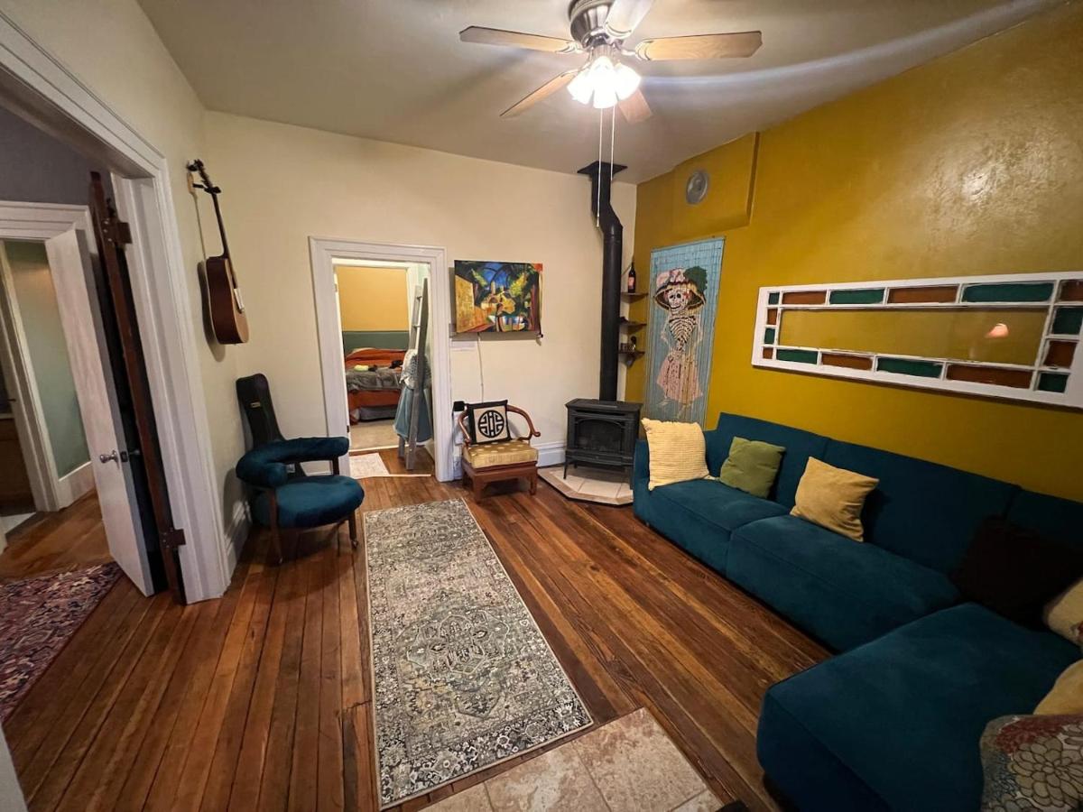 La Casita Colorada, 12 Block To River Str#865 - B&B