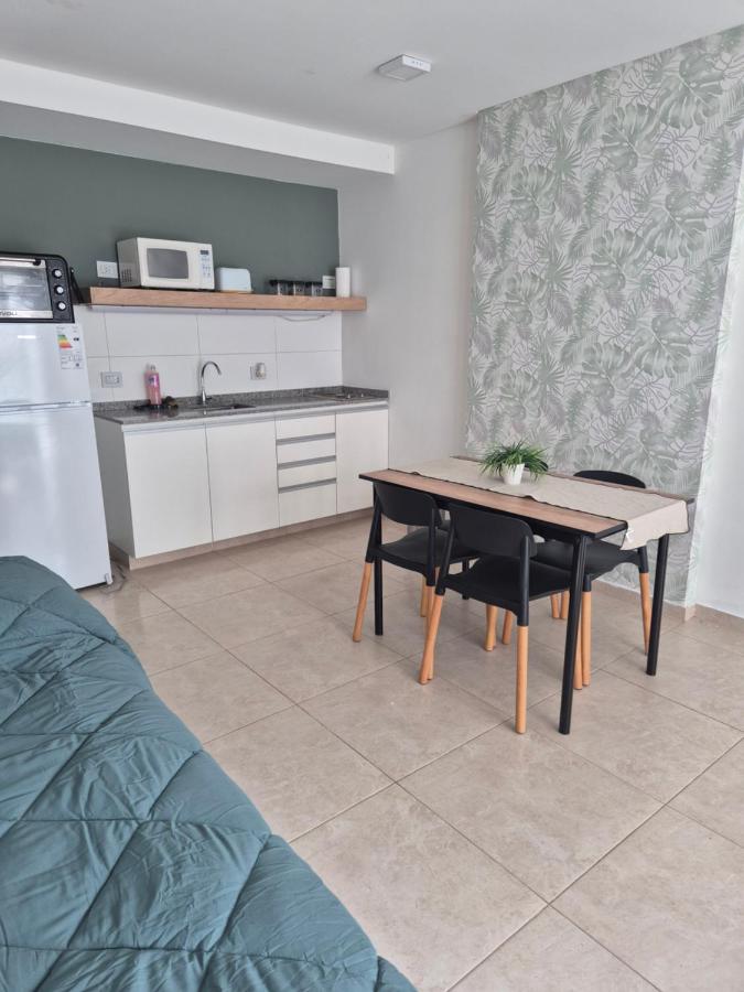 M O R A 2 Home & Office - Ferienwohnung Cipolletti